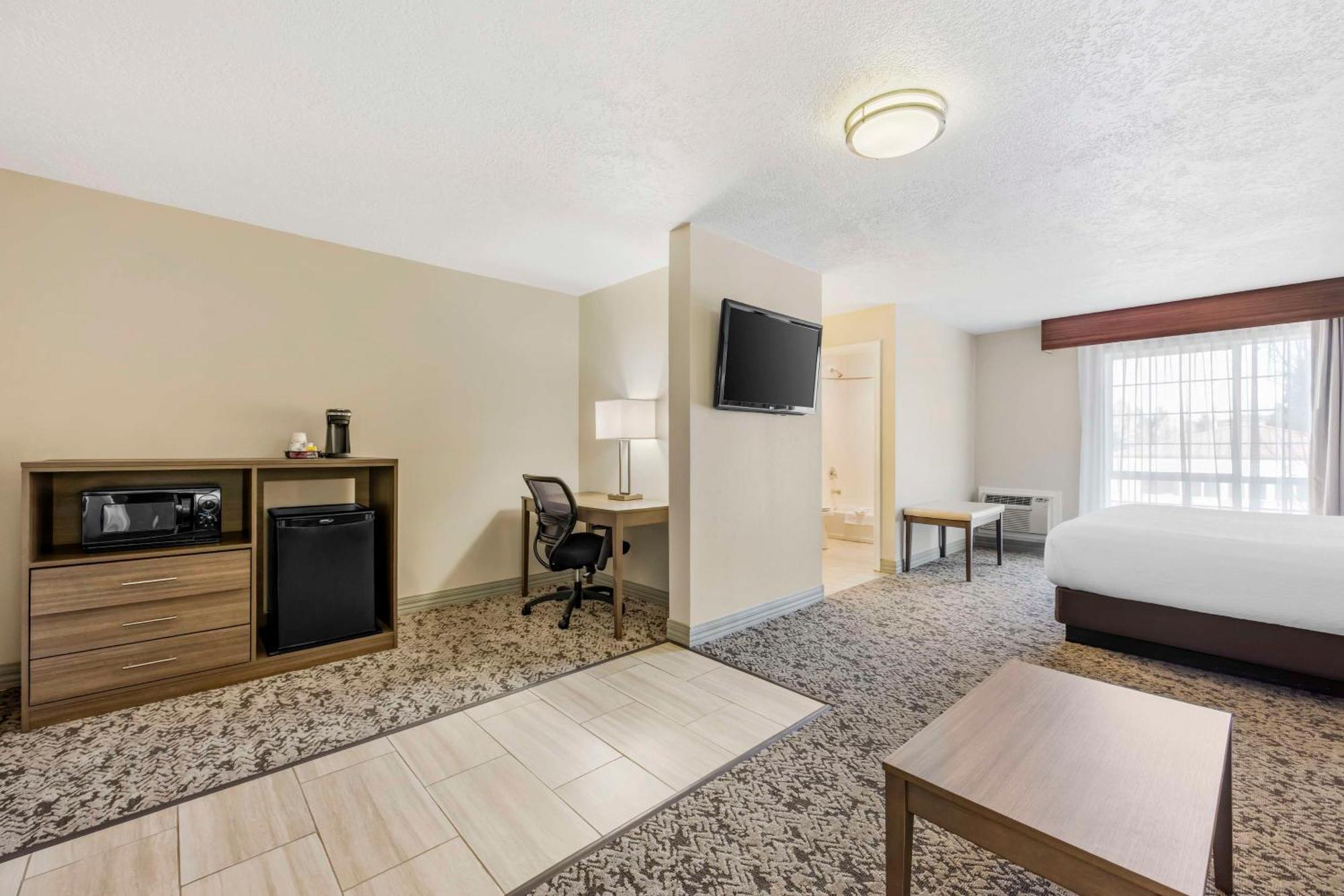 Best Western Plus Grand Manor Inn Спрингфийлд Екстериор снимка