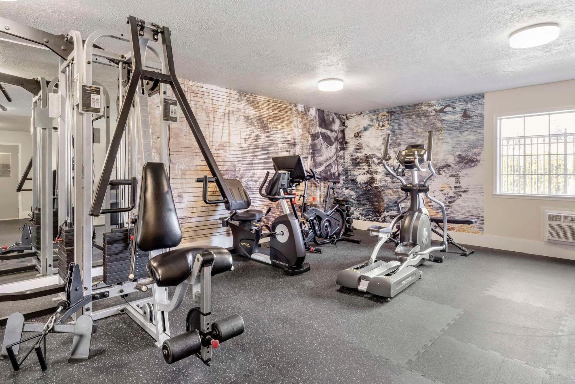 Best Western Plus Grand Manor Inn Спрингфийлд Екстериор снимка
